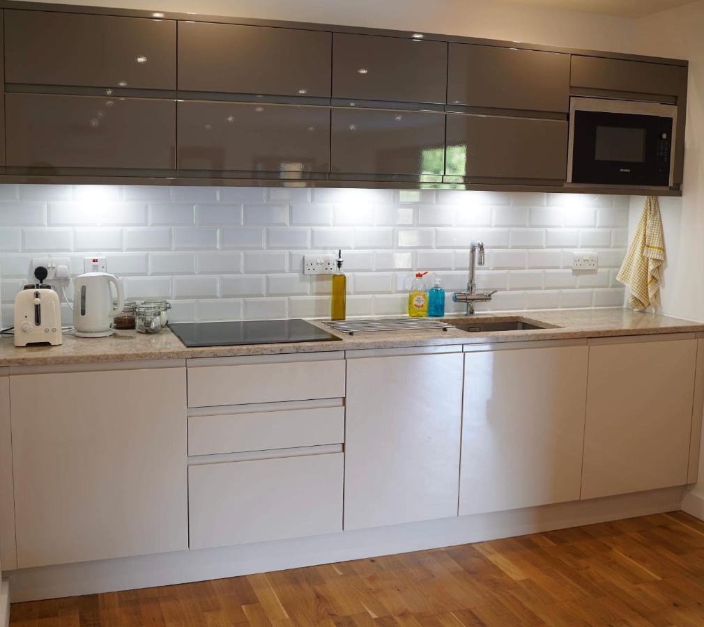Апартаменты Independent Rural Detached Annexe With Free Private Parking Кэнтербари Экстерьер фото